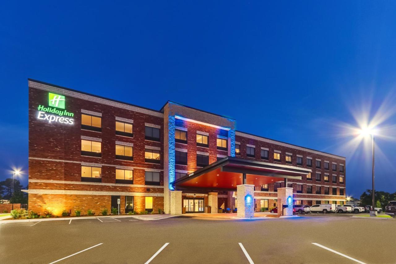 Holiday Inn Express - Wilmington - Porters Neck By Ihg エクステリア 写真