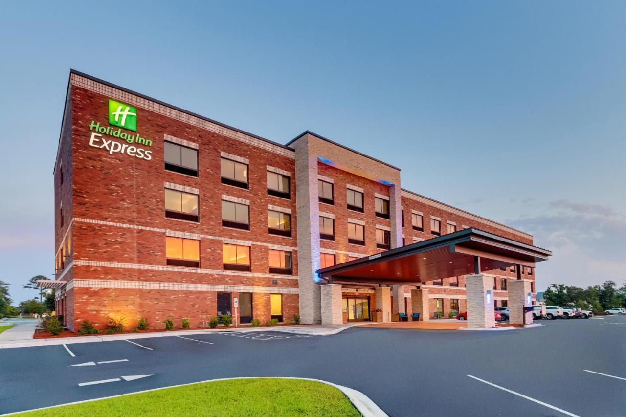 Holiday Inn Express - Wilmington - Porters Neck By Ihg エクステリア 写真